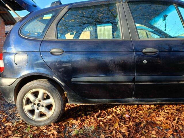 Синий Рено Меган, объемом двигателя 0 л и пробегом 298 тыс. км за 3400 $, фото 6 на Automoto.ua