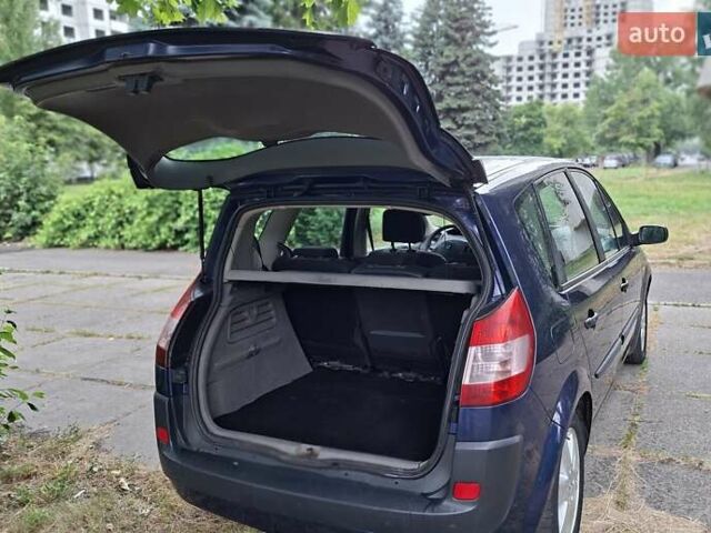 Синій Рено Меган, об'ємом двигуна 1.6 л та пробігом 260 тис. км за 4800 $, фото 4 на Automoto.ua