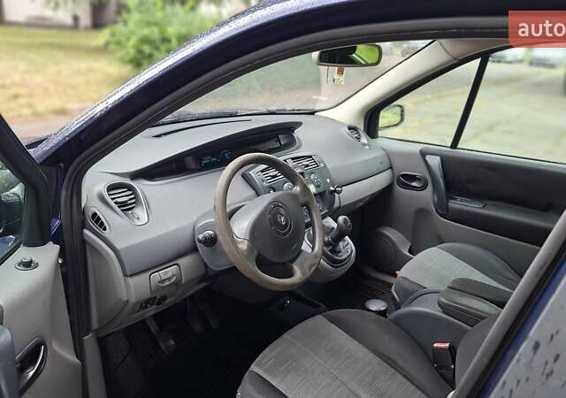 Синій Рено Меган, об'ємом двигуна 1.6 л та пробігом 260 тис. км за 4800 $, фото 8 на Automoto.ua