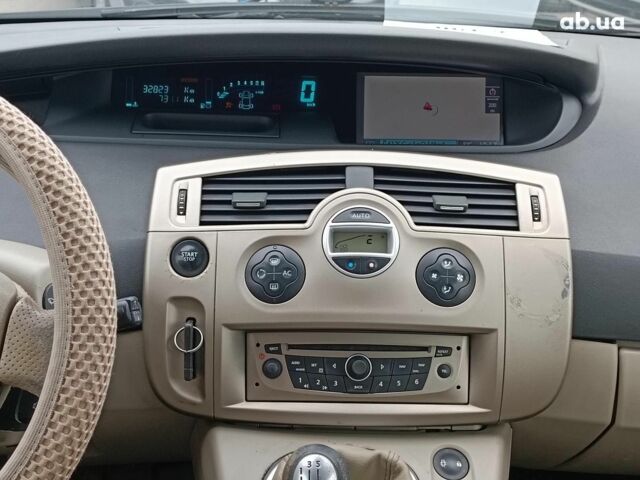 Синій Рено Меган, об'ємом двигуна 2 л та пробігом 328 тис. км за 6190 $, фото 16 на Automoto.ua