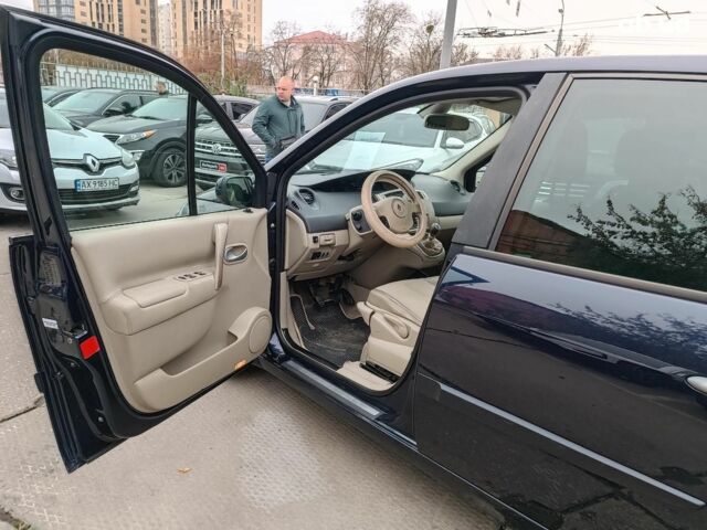 Синій Рено Меган, об'ємом двигуна 2 л та пробігом 328 тис. км за 6190 $, фото 20 на Automoto.ua