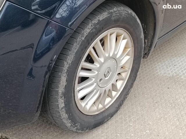 Синій Рено Меган, об'ємом двигуна 2 л та пробігом 328 тис. км за 6190 $, фото 5 на Automoto.ua