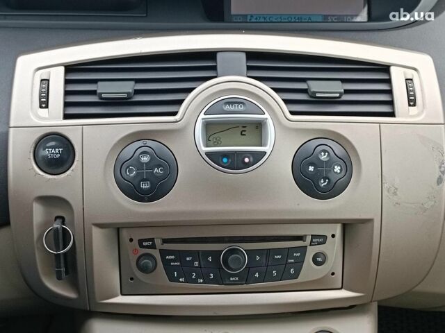 Синій Рено Меган, об'ємом двигуна 2 л та пробігом 328 тис. км за 6190 $, фото 29 на Automoto.ua