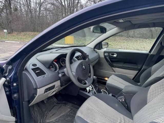 Синий Рено Меган, объемом двигателя 0 л и пробегом 190 тыс. км за 2200 $, фото 1 на Automoto.ua