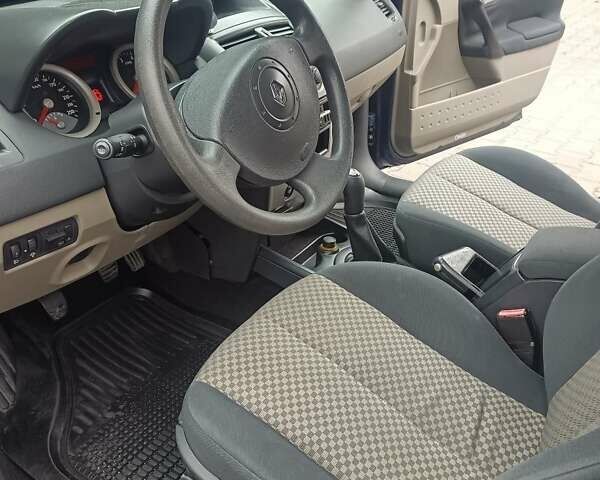 Синий Рено Меган, объемом двигателя 1.4 л и пробегом 173 тыс. км за 3850 $, фото 6 на Automoto.ua