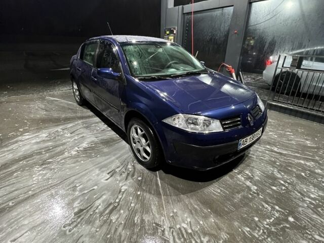 Синий Рено Меган, объемом двигателя 1.6 л и пробегом 242 тыс. км за 2650 $, фото 1 на Automoto.ua