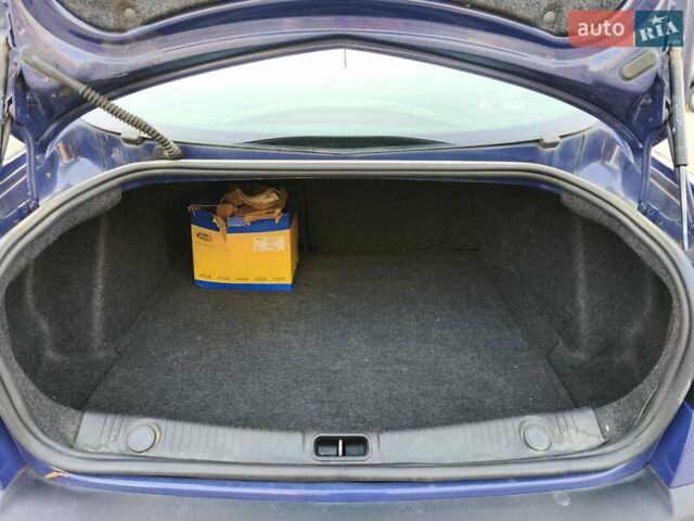 Синий Рено Меган, объемом двигателя 1.4 л и пробегом 372 тыс. км за 3300 $, фото 21 на Automoto.ua