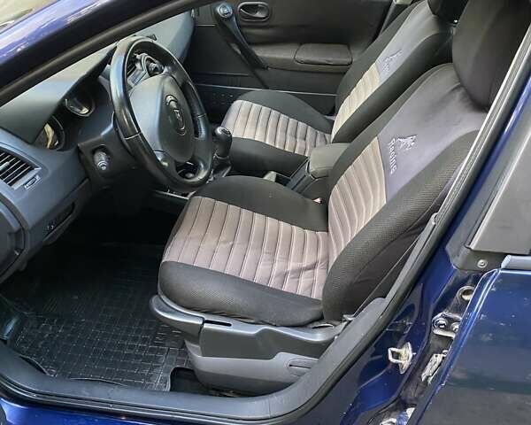 Синій Рено Меган, об'ємом двигуна 1.39 л та пробігом 204 тис. км за 3100 $, фото 13 на Automoto.ua