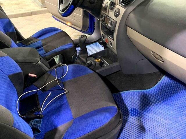 Синій Рено Меган, об'ємом двигуна 1.5 л та пробігом 350 тис. км за 3700 $, фото 7 на Automoto.ua