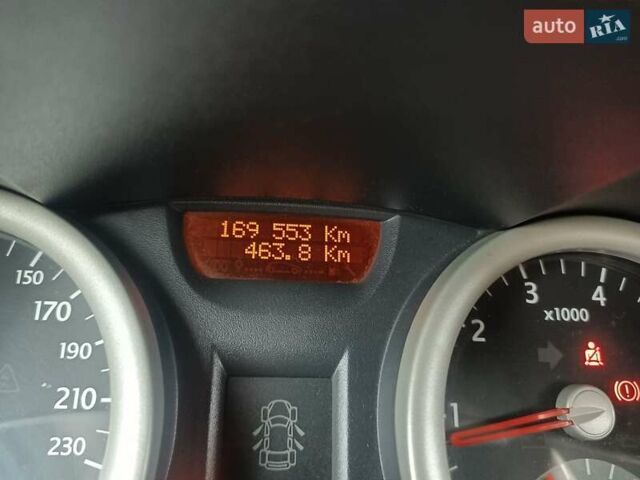 Синий Рено Меган, объемом двигателя 1.4 л и пробегом 173 тыс. км за 3850 $, фото 14 на Automoto.ua