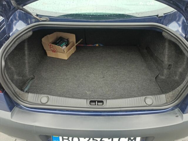 Синий Рено Меган, объемом двигателя 1.4 л и пробегом 173 тыс. км за 3550 $, фото 12 на Automoto.ua