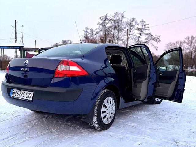 Рено Меган 2004 в Сумах на Automoto.ua Синий Рено Меган, объемом двигателя 1.6 л и пробегом 163 тыс. км за 4400 $, фото 1 на Automoto.ua