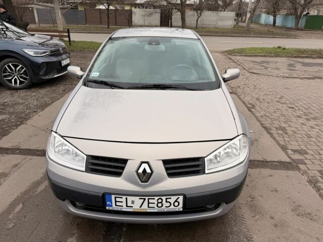 Синий Рено Меган, объемом двигателя 1.6 л и пробегом 159 тыс. км за 1950 $, фото 3 на Automoto.ua