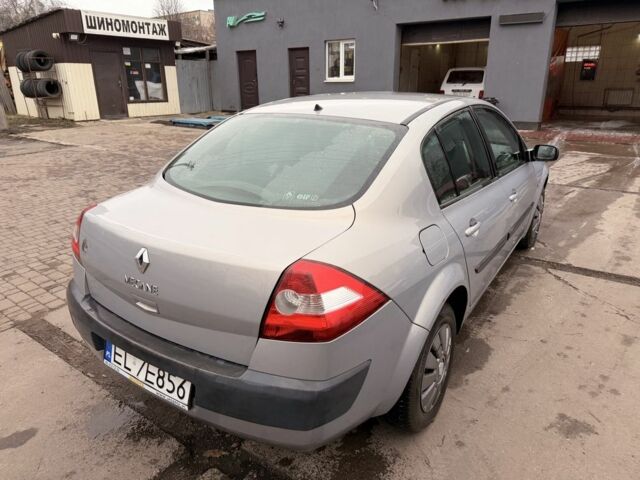 Синий Рено Меган, объемом двигателя 1.6 л и пробегом 159 тыс. км за 1950 $, фото 7 на Automoto.ua