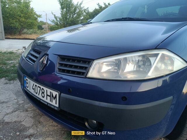 Синий Рено Меган, объемом двигателя 1.6 л и пробегом 280 тыс. км за 5000 $, фото 3 на Automoto.ua