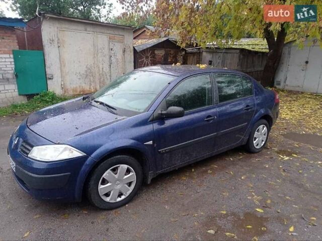 Синій Рено Меган, об'ємом двигуна 1.4 л та пробігом 302 тис. км за 3200 $, фото 2 на Automoto.ua