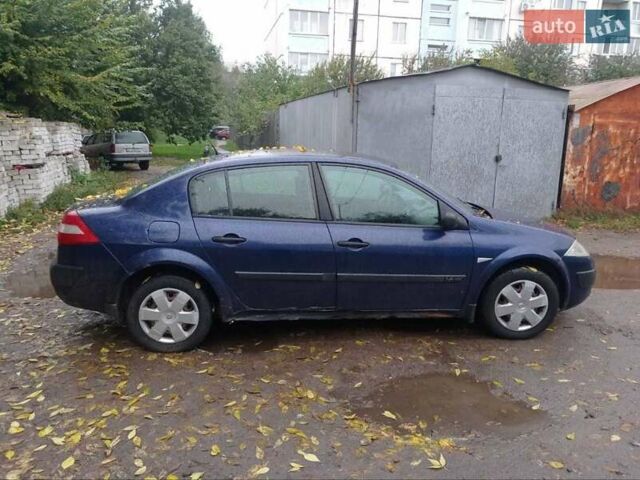 Синій Рено Меган, об'ємом двигуна 1.4 л та пробігом 302 тис. км за 3200 $, фото 1 на Automoto.ua