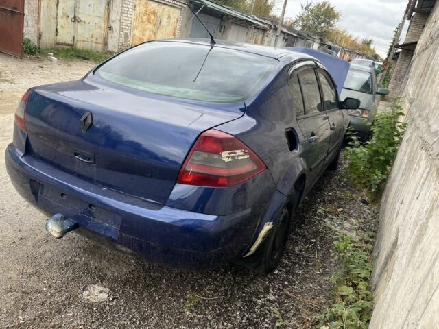 Синій Рено Меган, об'ємом двигуна 1.4 л та пробігом 240 тис. км за 2300 $, фото 3 на Automoto.ua