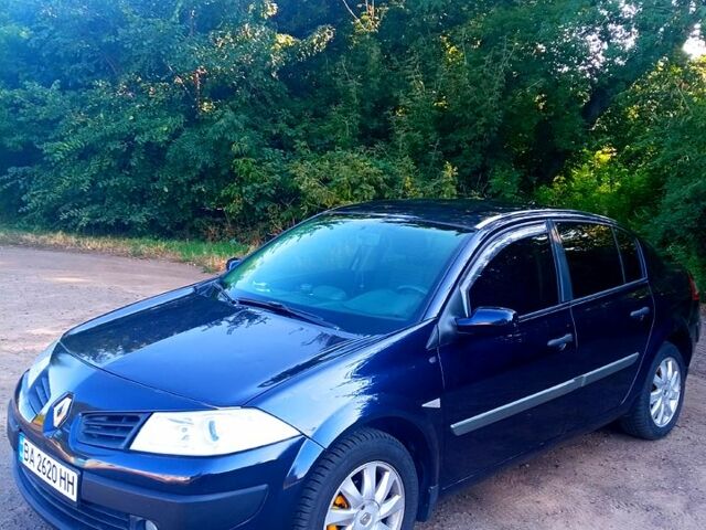 Синий Рено Меган, объемом двигателя 1.4 л и пробегом 200 тыс. км за 5500 $, фото 10 на Automoto.ua
