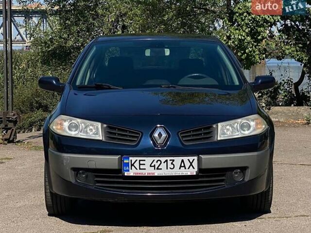 Синій Рено Меган, об'ємом двигуна 2 л та пробігом 156 тис. км за 4800 $, фото 8 на Automoto.ua