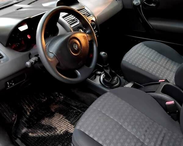 Синій Рено Меган, об'ємом двигуна 1.4 л та пробігом 190 тис. км за 3950 $, фото 3 на Automoto.ua