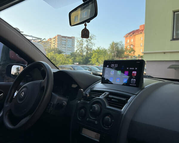 Синий Рено Меган, объемом двигателя 1.39 л и пробегом 310 тыс. км за 4500 $, фото 6 на Automoto.ua