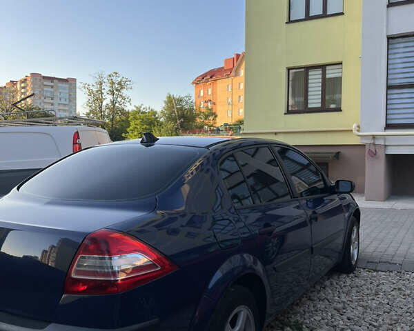 Синий Рено Меган, объемом двигателя 1.39 л и пробегом 310 тыс. км за 4500 $, фото 3 на Automoto.ua