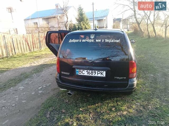 Синий Рено Меган, объемом двигателя 1.4 л и пробегом 420 тыс. км за 2408 $, фото 7 на Automoto.ua