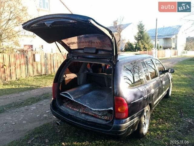 Синий Рено Меган, объемом двигателя 1.4 л и пробегом 420 тыс. км за 2408 $, фото 6 на Automoto.ua