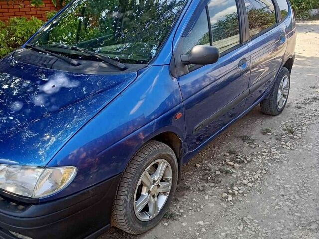 Синій Рено Меган, об'ємом двигуна 2 л та пробігом 295 тис. км за 3200 $, фото 3 на Automoto.ua