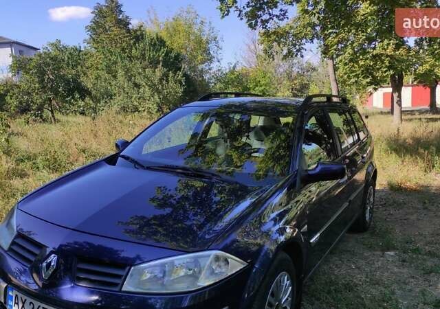 Синій Рено Меган, об'ємом двигуна 1.6 л та пробігом 247 тис. км за 5000 $, фото 2 на Automoto.ua
