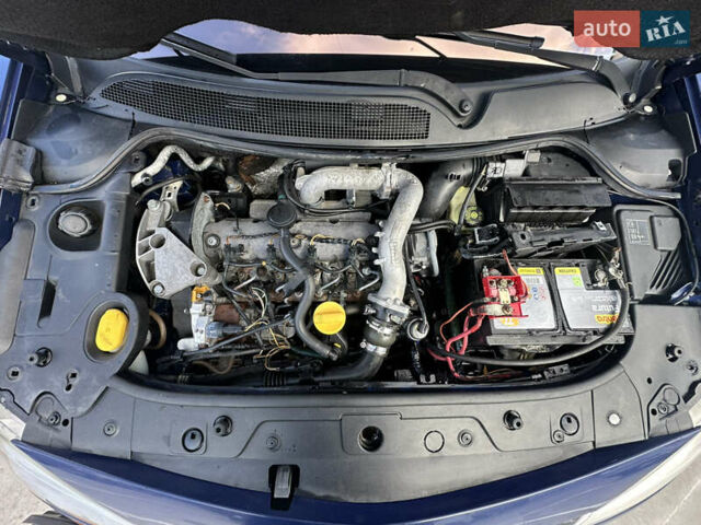 Синий Рено Меган, объемом двигателя 1.87 л и пробегом 414 тыс. км за 4100 $, фото 12 на Automoto.ua