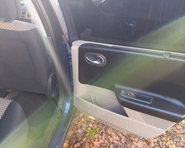 Синий Рено Меган, объемом двигателя 1.6 л и пробегом 252 тыс. км за 4200 $, фото 8 на Automoto.ua