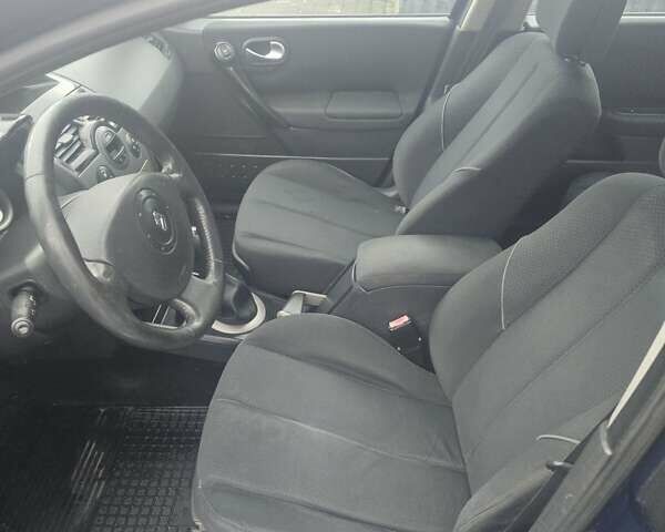 Синий Рено Меган, объемом двигателя 1.6 л и пробегом 240 тыс. км за 4200 $, фото 8 на Automoto.ua