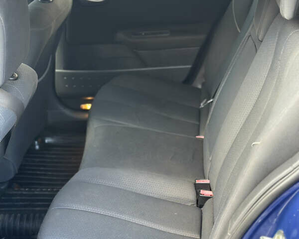 Синий Рено Меган, объемом двигателя 1.87 л и пробегом 414 тыс. км за 4100 $, фото 9 на Automoto.ua