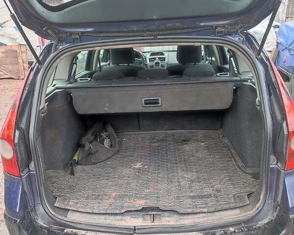 Синий Рено Меган, объемом двигателя 1.87 л и пробегом 398 тыс. км за 3800 $, фото 20 на Automoto.ua