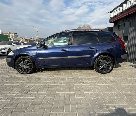 Синий Рено Меган, объемом двигателя 1.6 л и пробегом 205 тыс. км за 4900 $, фото 7 на Automoto.ua