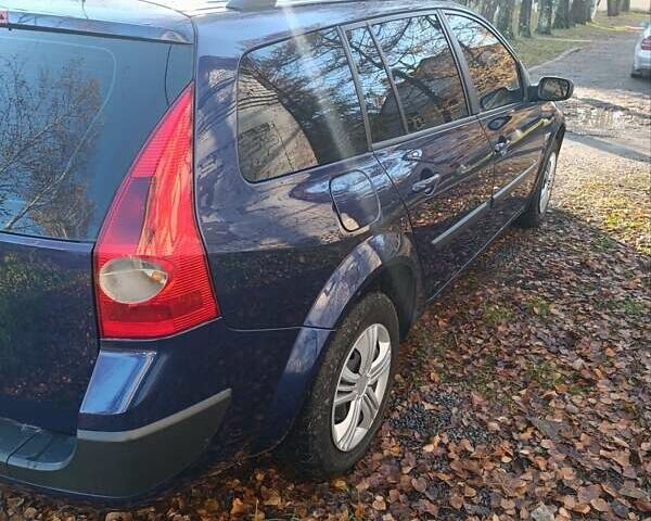 Синий Рено Меган, объемом двигателя 1.6 л и пробегом 252 тыс. км за 4200 $, фото 2 на Automoto.ua