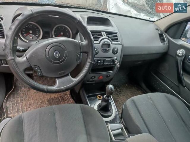 Синий Рено Меган, объемом двигателя 1.87 л и пробегом 398 тыс. км за 3800 $, фото 5 на Automoto.ua