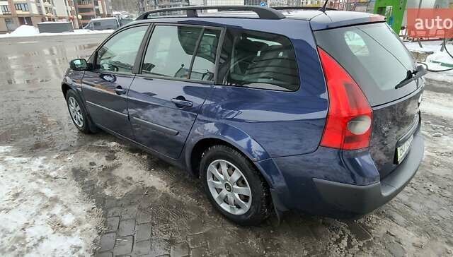 Синий Рено Меган, объемом двигателя 1.4 л и пробегом 250 тыс. км за 4200 $, фото 4 на Automoto.ua