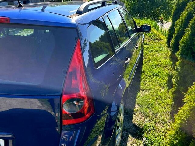 Синий Рено Меган, объемом двигателя 1.4 л и пробегом 255 тыс. км за 3700 $, фото 1 на Automoto.ua