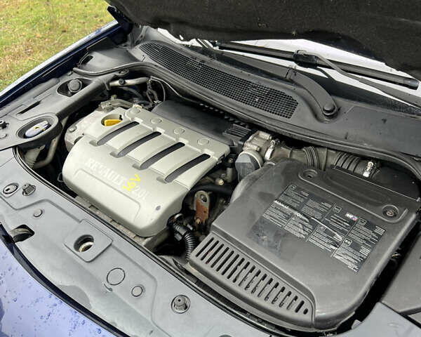 Синий Рено Меган, объемом двигателя 2 л и пробегом 280 тыс. км за 2450 $, фото 12 на Automoto.ua