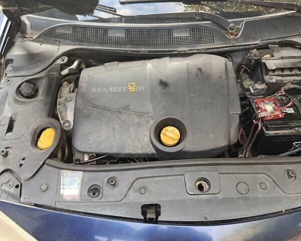 Синий Рено Меган, объемом двигателя 1.87 л и пробегом 250 тыс. км за 3500 $, фото 5 на Automoto.ua