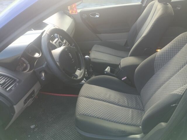 Синій Рено Меган, об'ємом двигуна 1.6 л та пробігом 260 тис. км за 4250 $, фото 5 на Automoto.ua