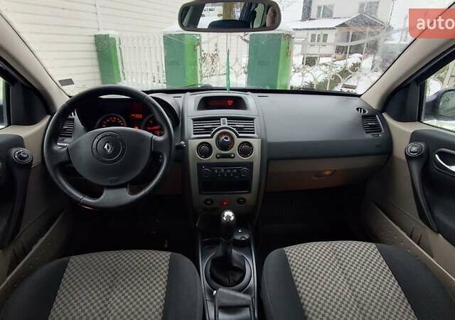 Синий Рено Меган, объемом двигателя 1.6 л и пробегом 193 тыс. км за 4499 $, фото 11 на Automoto.ua