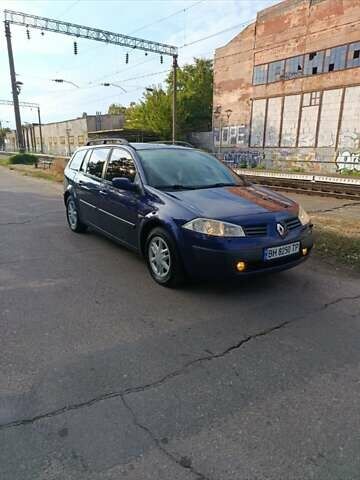 Синий Рено Меган, объемом двигателя 1.6 л и пробегом 250 тыс. км за 4000 $, фото 3 на Automoto.ua