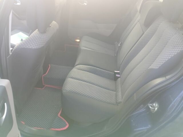 Синій Рено Меган, об'ємом двигуна 1.6 л та пробігом 260 тис. км за 4250 $, фото 4 на Automoto.ua