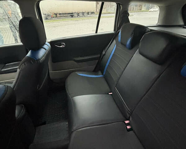 Синий Рено Меган, объемом двигателя 1.5 л и пробегом 210 тыс. км за 4800 $, фото 8 на Automoto.ua