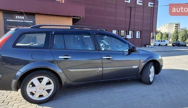 Рено Меган 2004 в Сумах на Automoto.ua Синий Рено Меган, объемом двигателя 1.5 л и пробегом 290 тыс. км за 3900 $, фото 1 на Automoto.ua