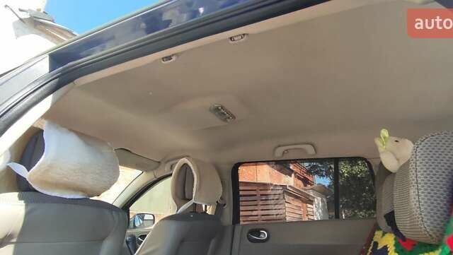 Синий Рено Меган, объемом двигателя 1.5 л и пробегом 330 тыс. км за 5500 $, фото 7 на Automoto.ua